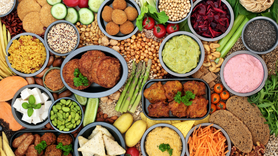 How Much Protein Do People With Diabetes Need? Vegetarian Options and Powders